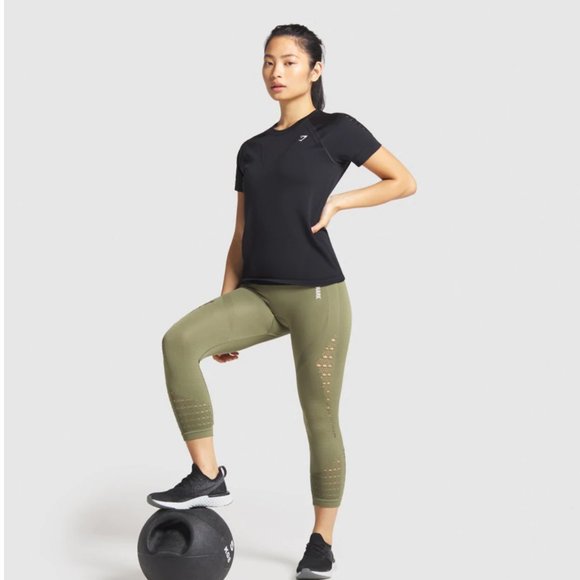 Gymshark Tops - Gymshark ENERGY+ SEAMLESS T-SHIRT Small